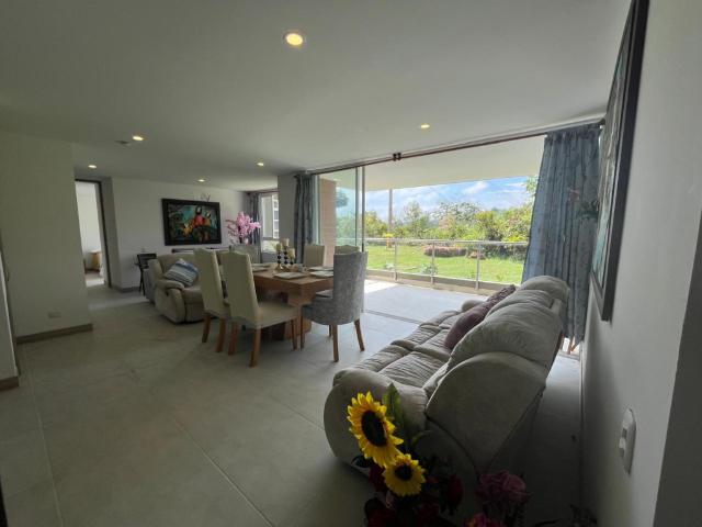 Apartamento En Arriendo En Jamundi En Alfaguara A384273