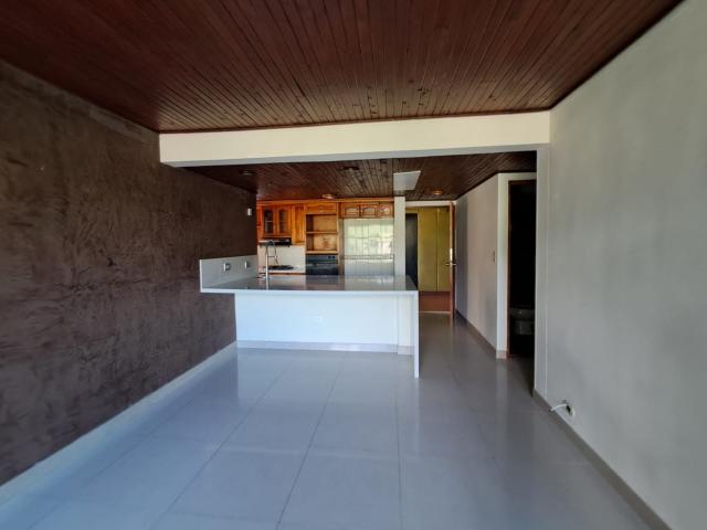Apartamento En Arriendo En La Mota, Medellín