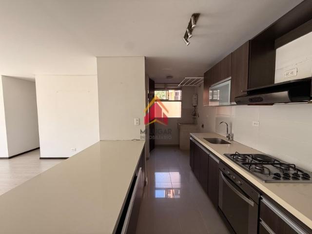 Apartamento en arriendo en Las Antillas, Envigado