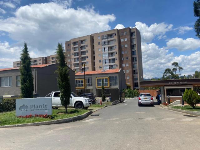 Apartamento En Arriendo En Marinilla En Plante A376469