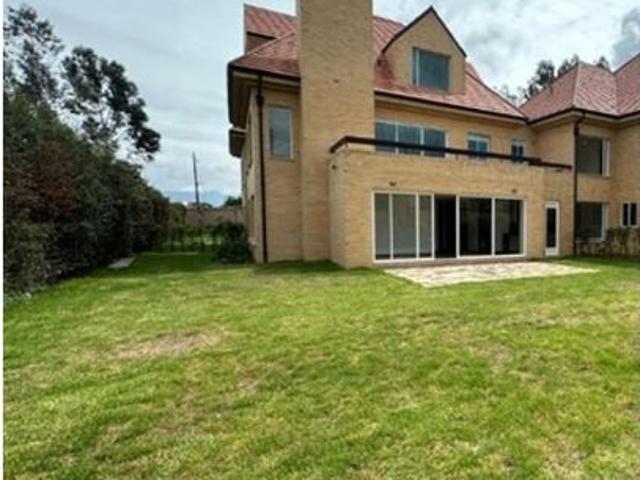 Apartamento en arriendo en Santa Ana I