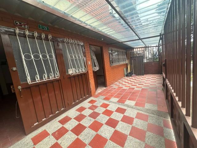 apartamento en arriendo en santa ana sur