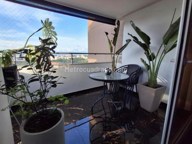 Apartamento en Arriendo, La Flora, Cali