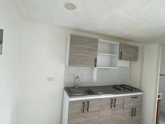 Apartamento en arriendo, Limonar 1