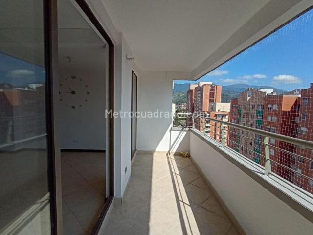 Apartamento en Arriendo, Loma De Los Bernal, Medellín