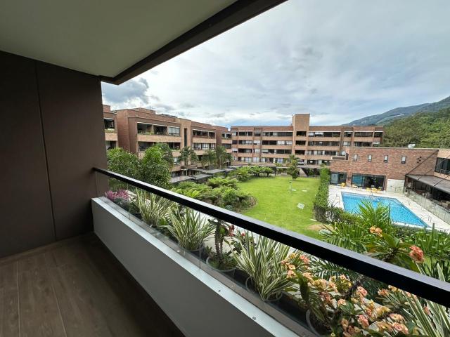 Apartamento en Arriendo LOMA DEL ESCOBERO