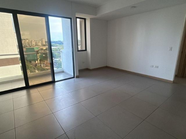 Apartamento en arriendo Los Alamos, Universidad