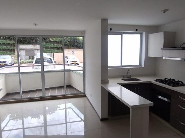 Apartamento en arriendo Los Alamos, Universidad