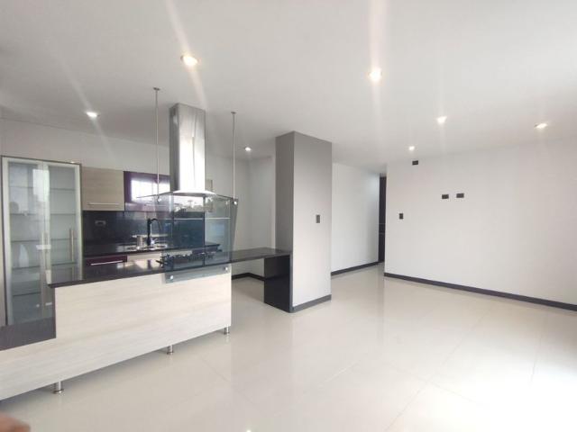 Apartamento en arriendo Los Alamos, Universidad