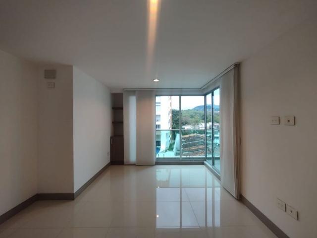 Apartamento en arriendo Los Alamos, Universidad