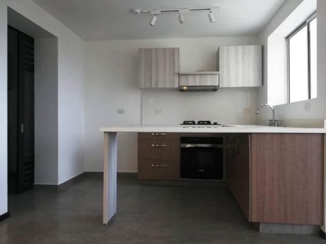 Apartamento en arriendo Los Alamos, Universidad