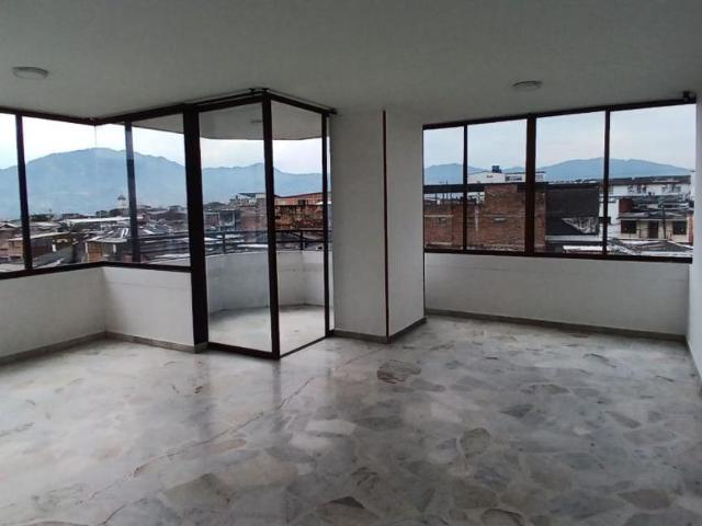 Apartamento en arriendo Los Alamos, Universidad