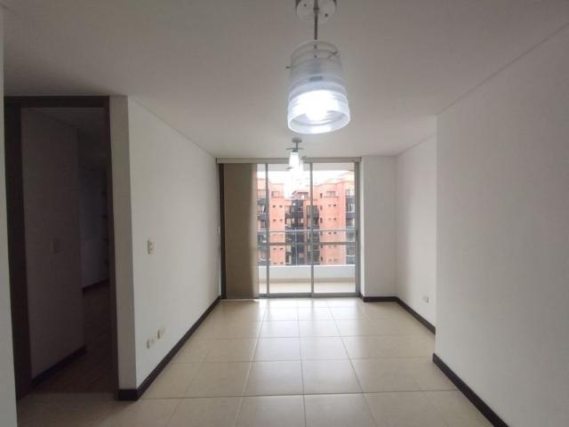 Apartamento en arriendo Los Alamos, Universidad