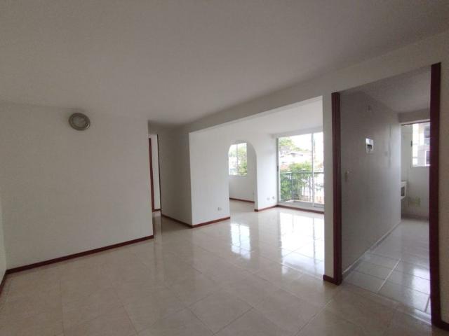 Apartamento en arriendo Los Alpes, Universidad