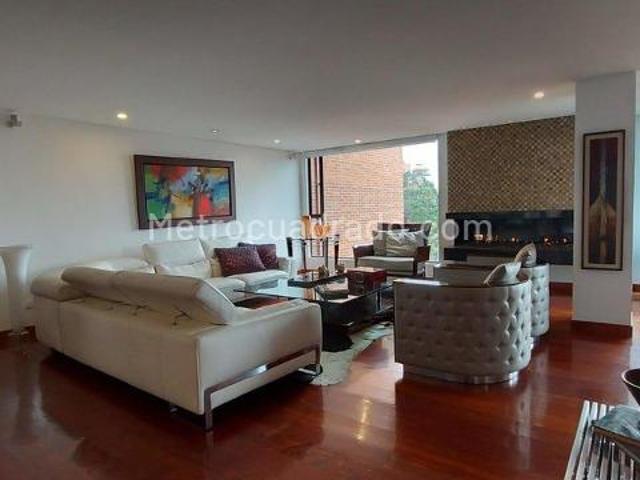 Apartamento en Arriendo, LOS ROSALES, Bogotá D.C