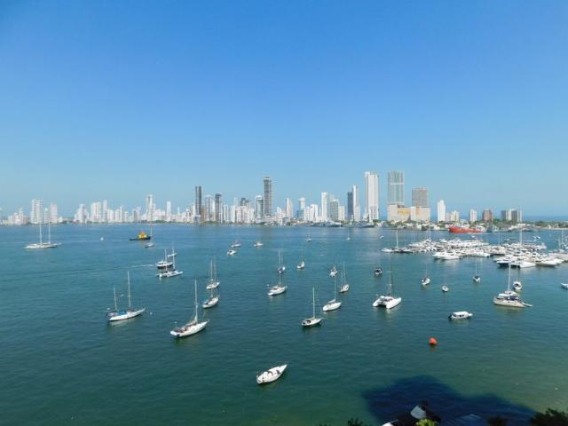 Apartamento en arriendo Manga, Cartagena De Indias