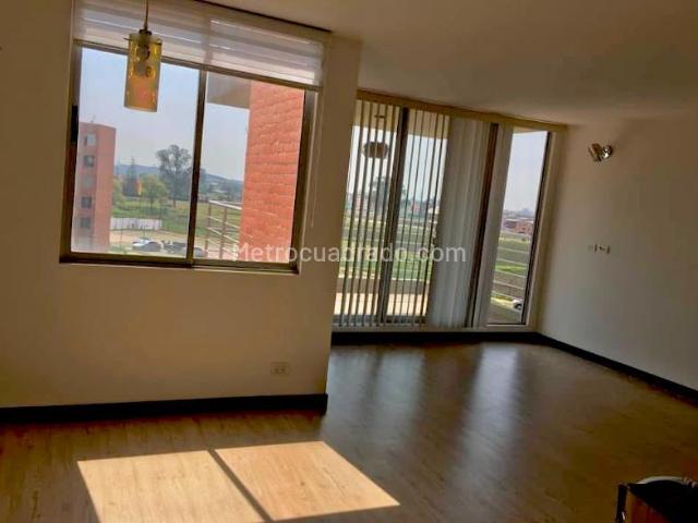 Apartamento en Arriendo, Madrid Zaragoza, Madrid