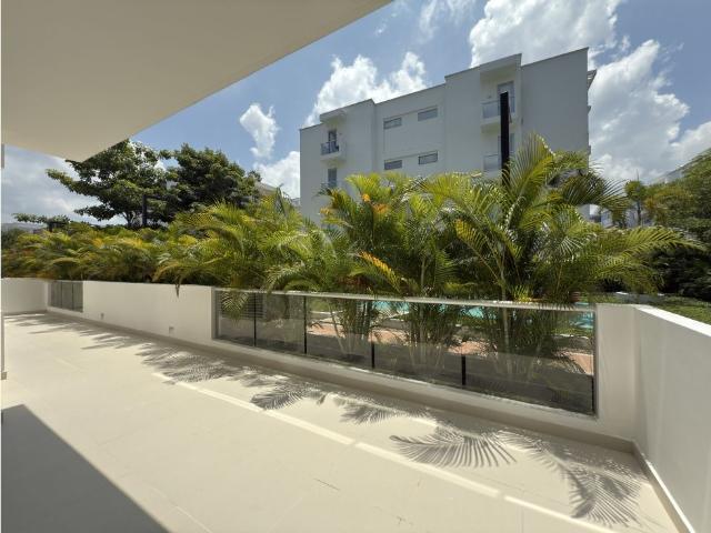 Apartamento en arriendo o venta, Serena del mar