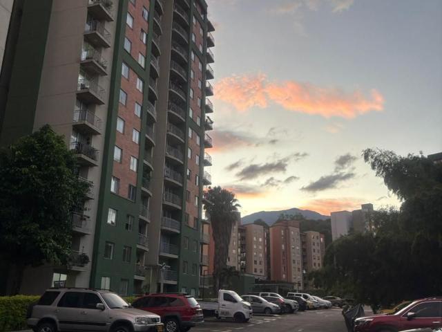 Apartamento en arriendo o venta, Yarumito