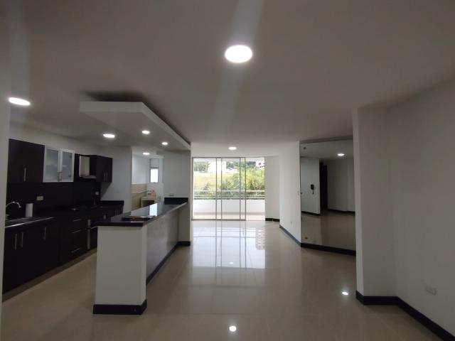 Apartamento en arriendo, Pinares de san martin