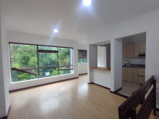Apartamento en arriendo Pinares De San Martin, Universidad