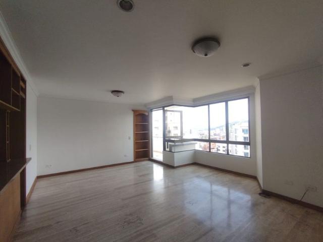 Apartamento en arriendo Pinares De San Martin, Universidad