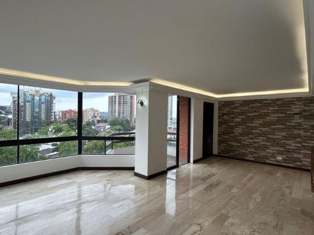 Apartamento en arriendo Pinares De San Martin, Universidad