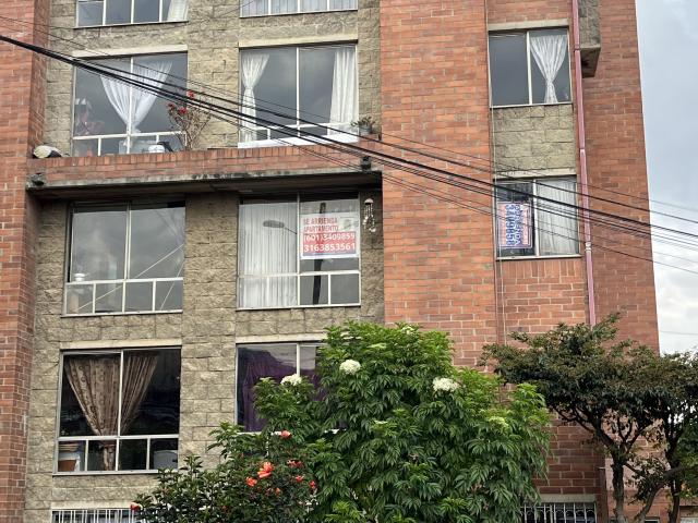 Apartamento en arriendo, Quintanares et. vi