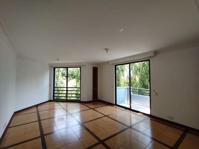 Apartamento en arriendo Rafael Uribe I, Cuba