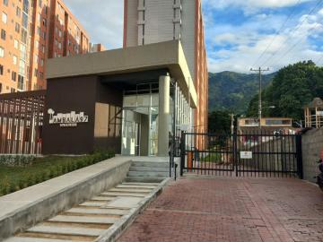 Apartamento en arriendo Santa Helena, Centro