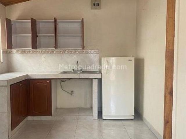 Apartamento en Arriendo, SAN JOSE SUR, Bogotá D.C