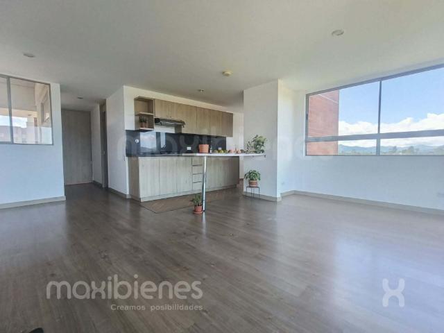 APARTAMENTO en ARRIENDO/VENTA
