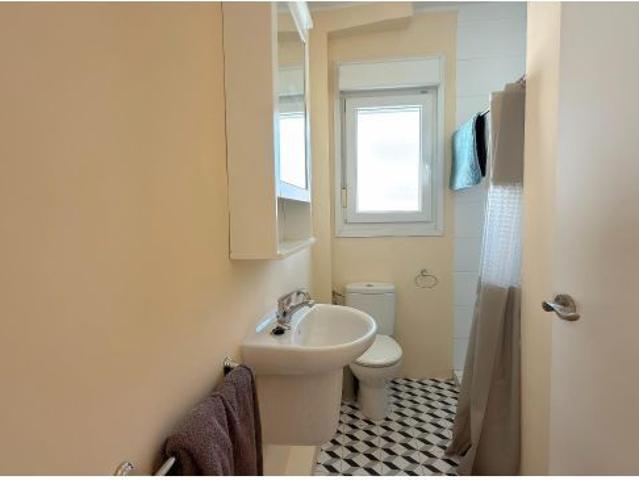 Apartamento en ático céntrico, con salida a terraza comunitaria