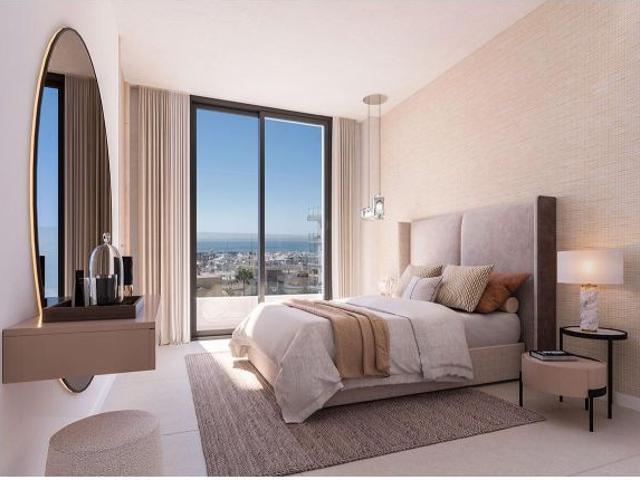 APARTAMENTO EN BENALMÁDENA COSTA