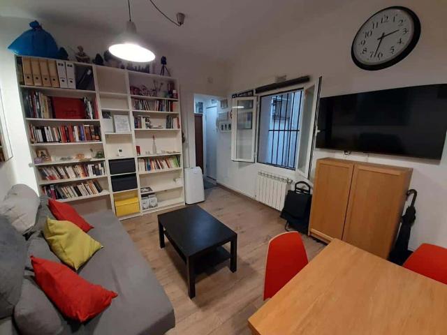 Apartamento en calle Relatroes en Madrid