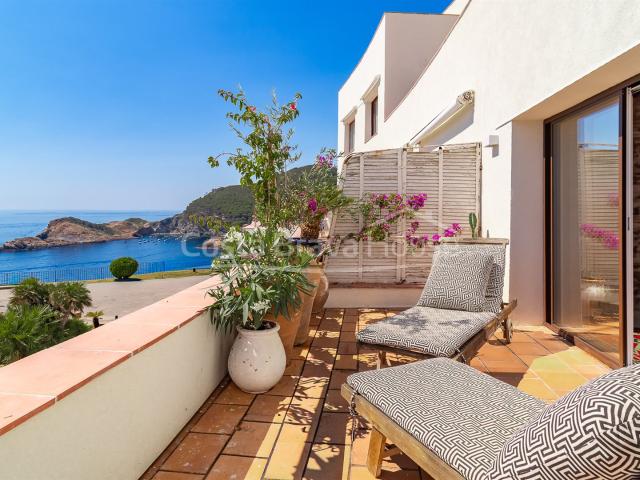 Apartamento en Cap Sa Sal, Begur, con terraza privada y vist. 75m² Begur