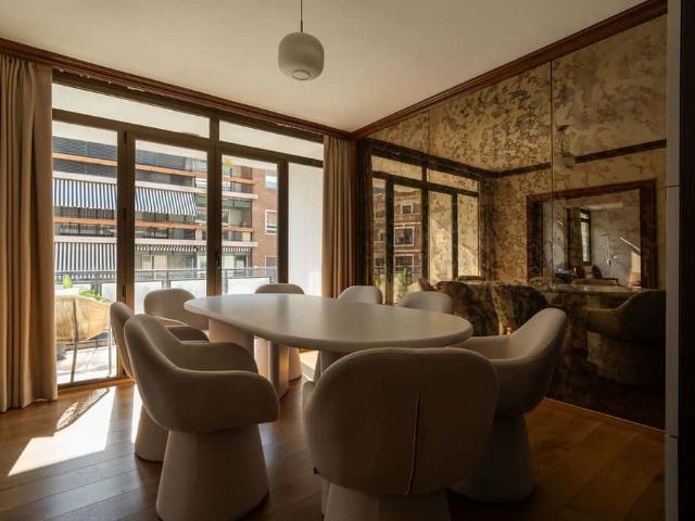 Apartamento en Carrer del Poeta Querol, Valencia, 4 dormitorios
