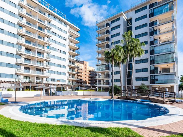 Apartamento en el residencial Terrazas 2, que destaca por su. 87m² Oropesa