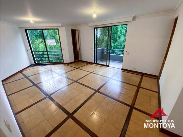 Apartamento en el sector de Alamos, Pereira