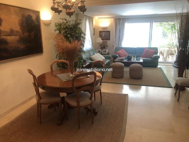 Apartamento en Estepona, alquiler