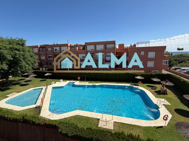 APARTAMENTO EN GETARES CON 2 DOEMITORIOS, PLAZA DE GARAJE Y PISCINA COMUNITARIA