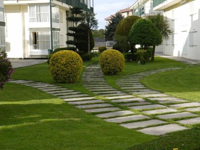 APARTAMENTO EN ISLA, A 150 M DE LA PLAYA Y CON GARAJE