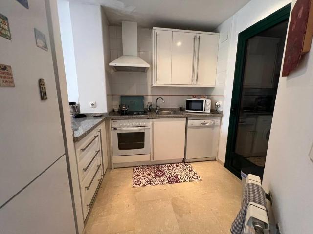 Apartamento en la urbanización Los Altos en Sierra Cortina R. m² Benidorm