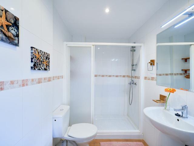 Apartamento en pedregalejo con vista al mar