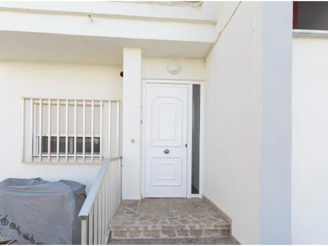Apartamento en Playa Piles: Ideal para Inversión o Vacaciones