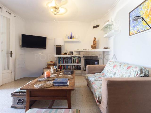 Apartamento en planta baja con patio y terraza cubierta en M. 0m² Es Mercadal