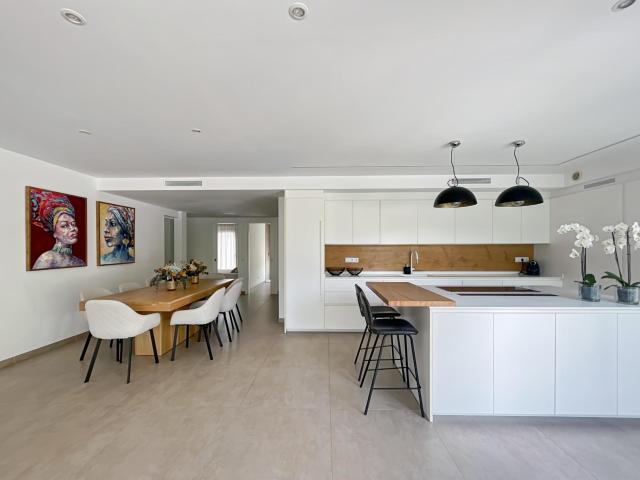 Apartamento en Planta Baja con Piscina en Can Picafort – ¡Listo para Mudarse!