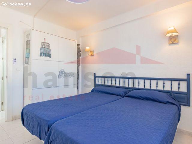 Apartamento en primera línea de playa con vistas al mar en Algarrobo Costa