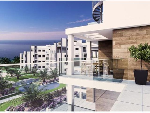 Apartamento en primera línea de playa Denia