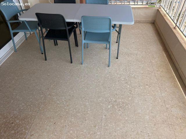 APARTAMENTO EN PRIMERA LINEA DE PLAYA EN GANDIA
